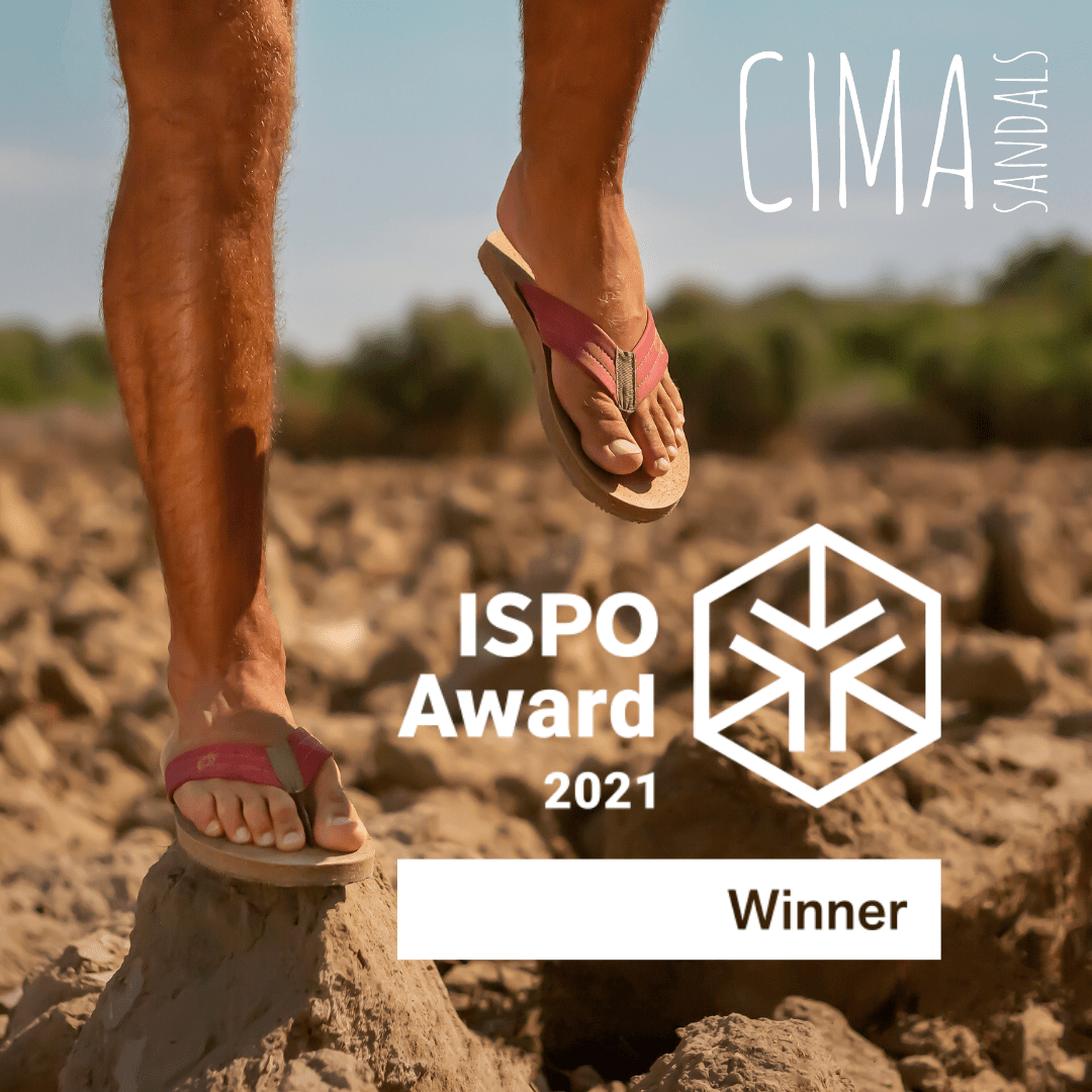 ispo award winner 2021 with feet wearing cork flip flops